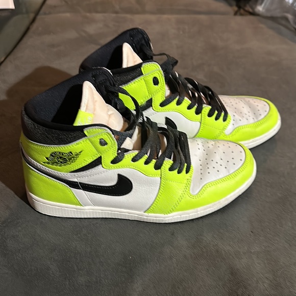 Nike Jordan 1 Retro High OG Visionaire Slightly used Size 10.5 - Picture 2 of 7